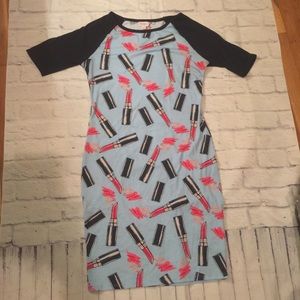 EUC LulaRoe Julia Lipstick Makeup Dress Medium